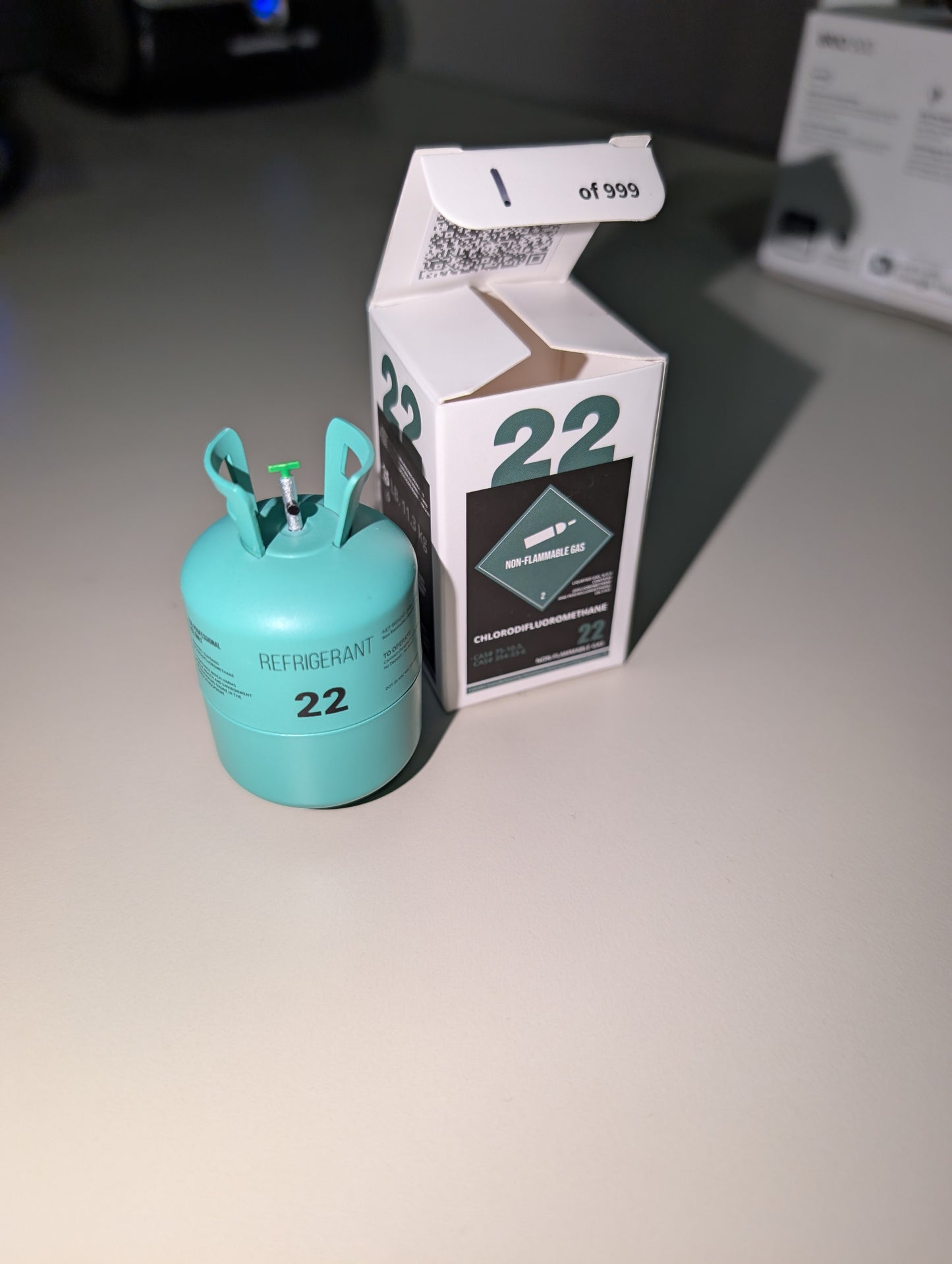 (PRODUCTION #1) Mini R22 Refrigerant Tank Model
