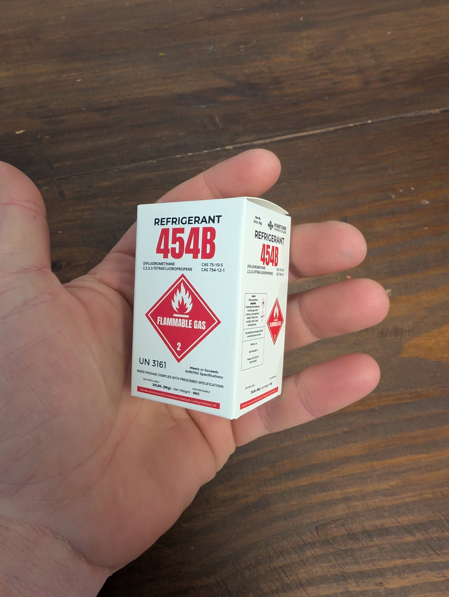 LIMITED EDITION Mini R454B Refrigerant Tank Model